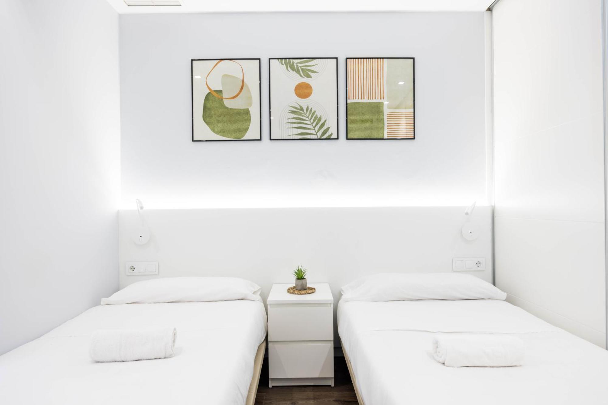 Apartamentos Turisticos Metropolis By Cartagenaspain ภายนอก รูปภาพ